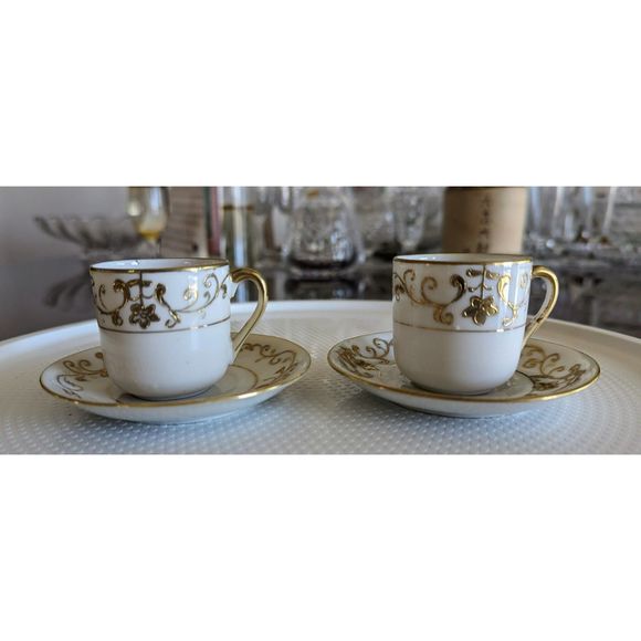 Hand Painted set of 2 expresso cups and saucers - Picture 7 of 13